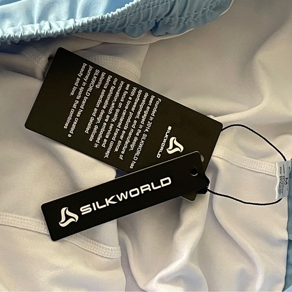 NWT Silkworld Swimming Trunk Compression Liner Size Medium Light Blue White 5.5” - Picture 2 of 8